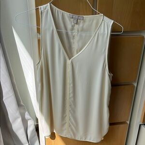 Banana Republic Cream Sleeveless Tank Top